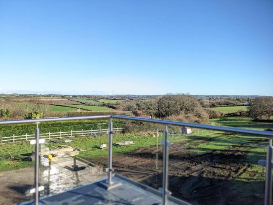 Chy Lowen, Great Valley Views From Balcony 헤일 외부 사진